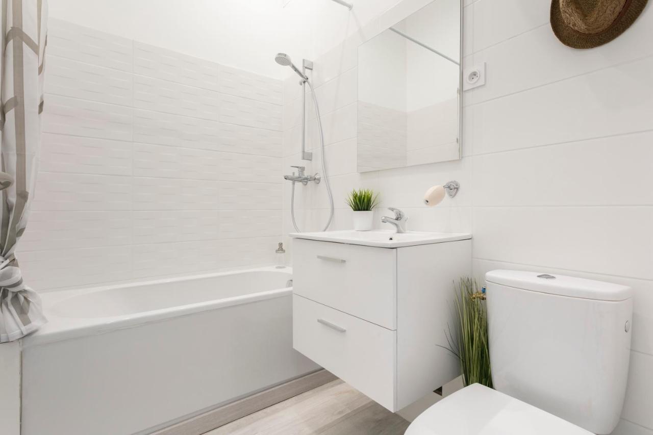 Studio Proche Jean Moulin, Location Courte Duree Beziers Luaran gambar